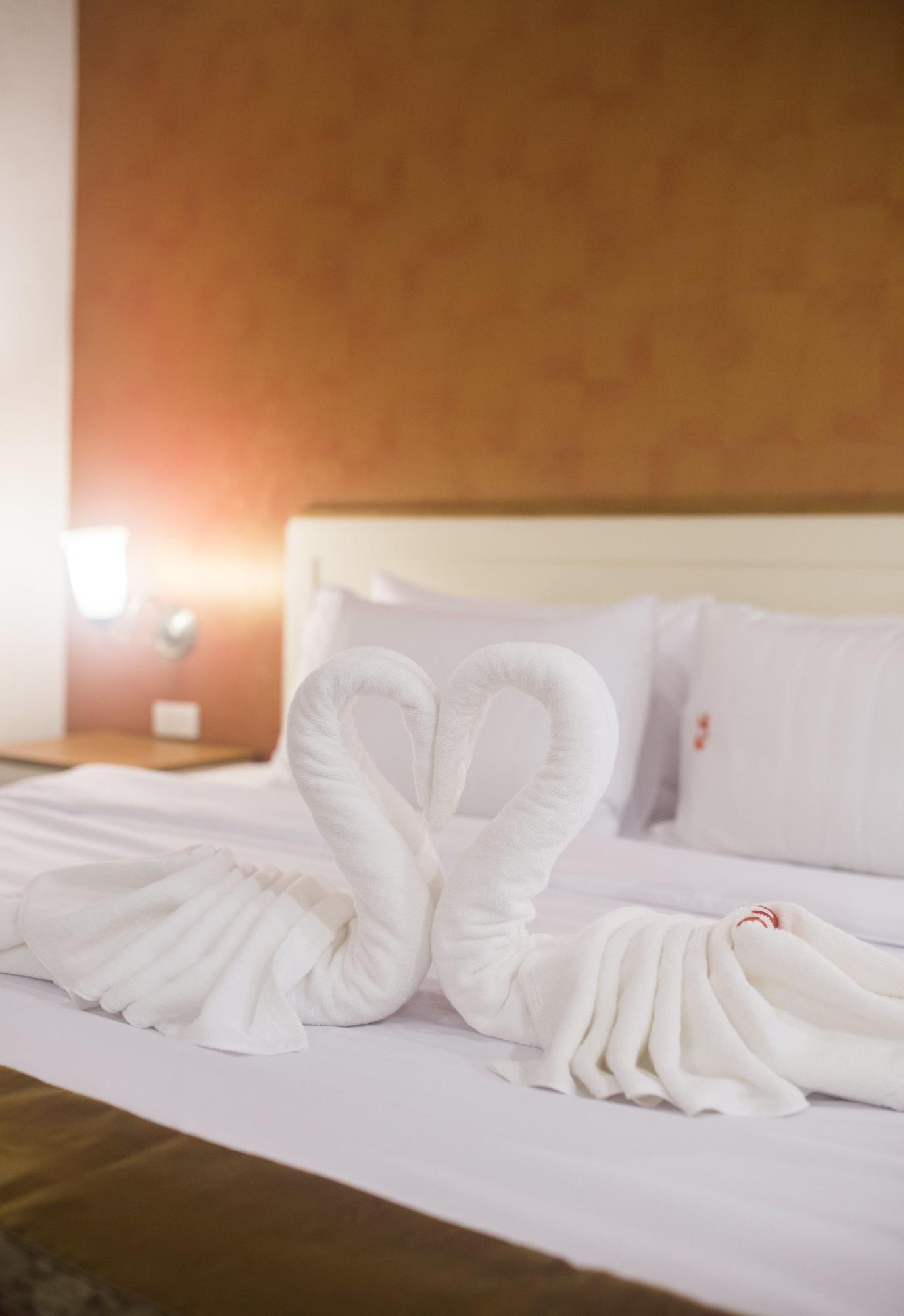 J&Y Hotel Latphrao 35 Банкок Екстериор снимка